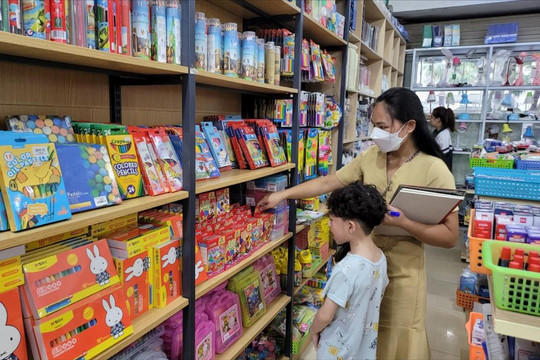 Thị trường đồ dùng học tập - hàng Việt chiếm ưu thế