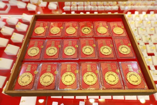 Giá vàng hôm nay 5/8/2026 sáng sớm: Giá bán cao nhất trên 140 triệu đồng/lượng