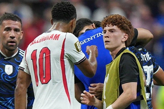 Valentin Barco đến Chelsea: Bản lĩnh thép đằng sau cái đầu nóng và vụ đụng độ Jude Bellingham
