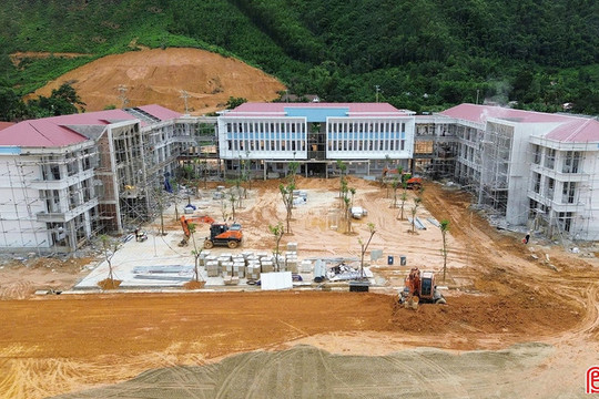 Tăng tốc hoàn thành 2 trường học vùng biên ở Hà Tĩnh