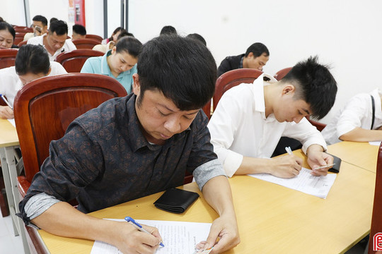 Hơn 400 lao động Hà Tĩnh ứng tuyển vào Vinfast