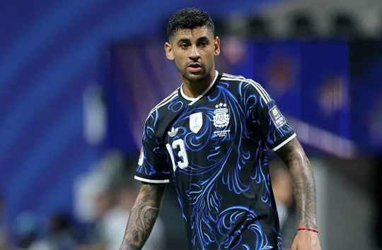 Chậm thanh lý cầu thủ, Inter Milan đối mặt nguy cơ hụt Cristian Romero vào tay Atletico Madrid