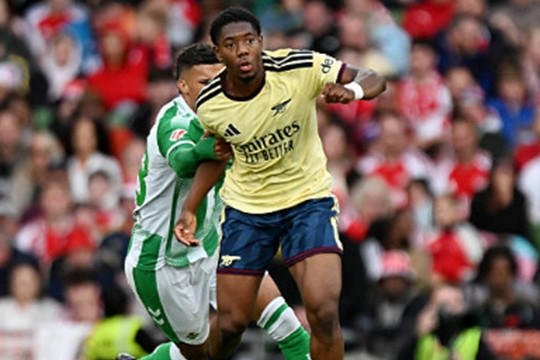 Arsenal cự tuyệt Man Utd vụ Lewis-Skelly: Đòn đau vào kế hoạch của Quỷ đỏ