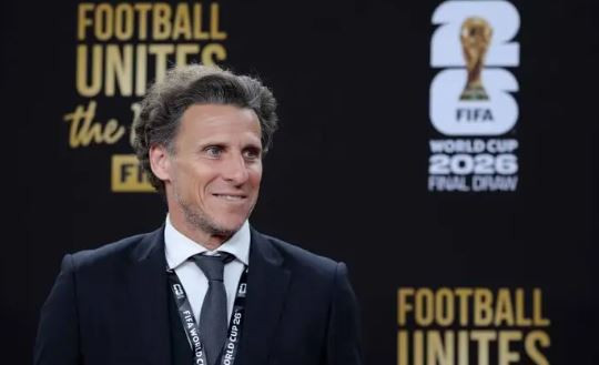 Diego Forlan trở thành HLV trưởng Uruguay: Cú đặt cược mang dáng dấp Lionel Scaloni