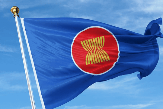 Quiz: Hình ảnh bó lúa vàng trung tâm biểu tượng ASEAN thể hiện điều gì?