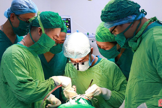 "Hành trình gieo mầm xanh hy vọng": Trao cơ hội phục hồi cho trẻ khuyết tật