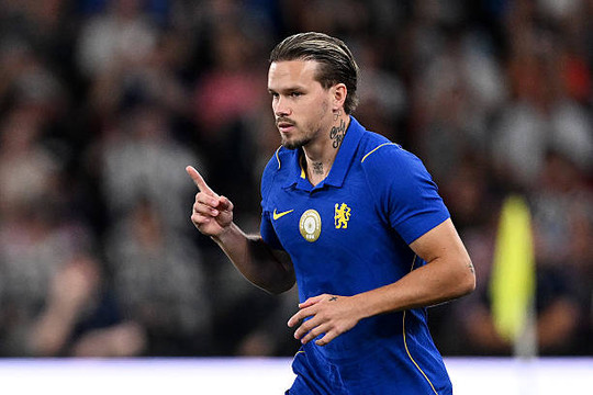 Tái xuất sau 20 tháng vắng bóng, Mykhaylo Mudryk khó tìm vị trí ở Chelsea của Xabi Alonso