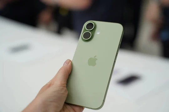 Apple lộ kế hoạch điều chỉnh tăng giá iPhone 17 do áp lực từ chi phí linh kiện DRAM và NAND