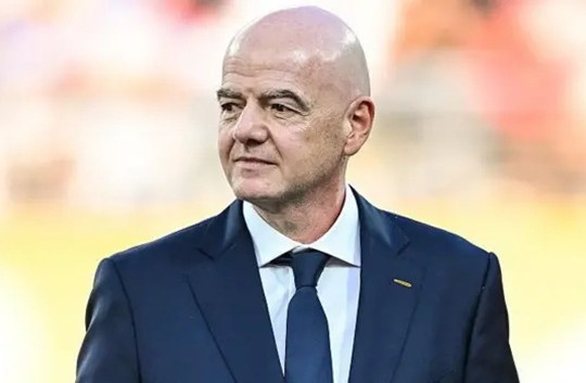 FIFA tuyên bố đanh thép bác bỏ cáo buộc và phản pháo nỗ lực phế truất Gianni Infantino