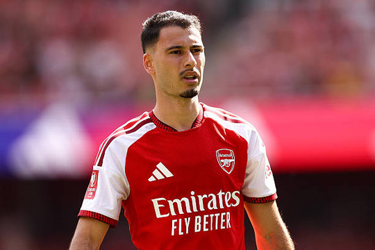 Chuyên gia Andy Townsend khuyên Arsenal từ bỏ Bradley Barcola để tin tưởng Gabriel Martinelli