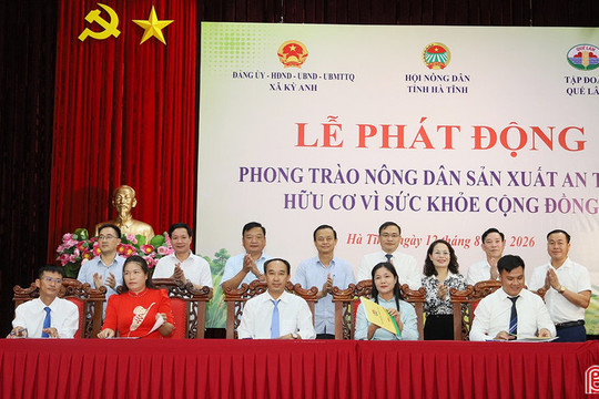 Phát động phong trào "Nông dân sản xuất an toàn, hữu cơ vì sức khỏe cộng đồng"