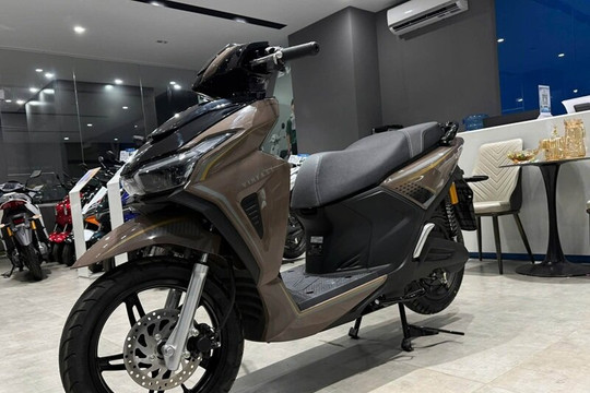 Đánh giá VinFast Kinet: Xe máy điện thể thao 5.200W mạnh mẽ kèm ưu đãi 100% phí trước bạ