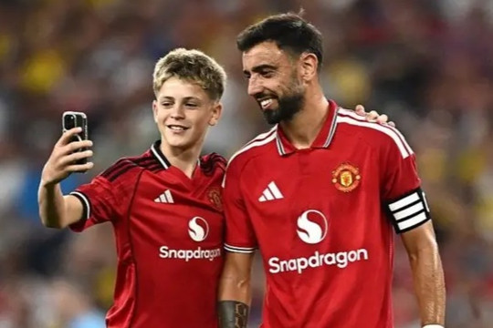 Tương lai Bruno Fernandes tại Man Utd: Giữa biểu tượng chiến thuật và bài toán 57 triệu bảng