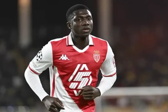 MU và Chelsea nhảy vào cuộc đua giành Lamine Camara sau khi Palace bị từ chối 50 triệu euro