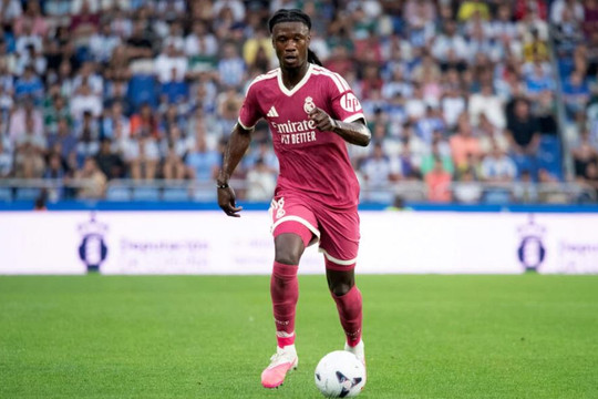 Eduardo Camavinga rực sáng tại Real Madrid, MU cần sớm chiêu mộ để hoàn thiện tuyến giữa.