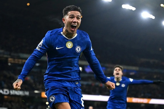 Chelsea phát tối hậu thư 120 triệu bảng cho Man City ở thương vụ tiền vệ Enzo Fernandez