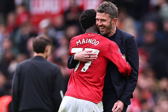 HLV Carrick giúp Kobbie Mainoo giải tỏa áp lực World Cup 2026 trước mùa giải mới cùng Manchester United