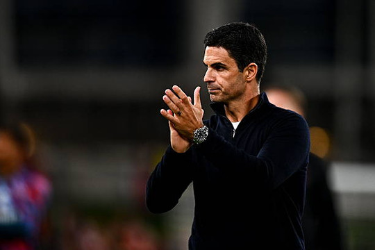 HLV Mikel Arteta cam kết tương lai tại Arsenal và sẵn sàng ký hợp đồng mới trước Siêu cúp Anh
