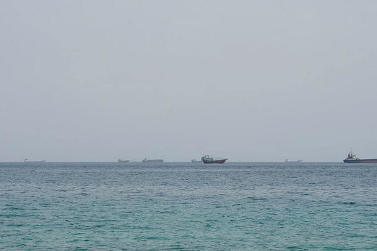Tàu chở dầu UAE bị tấn công ở eo biển Hormuz