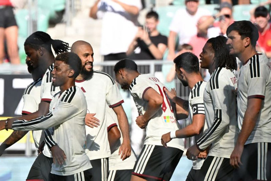 Thất bại 2-4 trước Milan: Phơi bày 4 điểm sáng và 3 nỗi lo lớn của Man Utd thời Michael Carrick