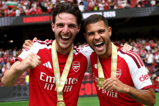 Tuyến giữa 350 triệu bảng giúp Arsenal áp đảo Man City hoàn toàn tại trận Siêu cúp Anh