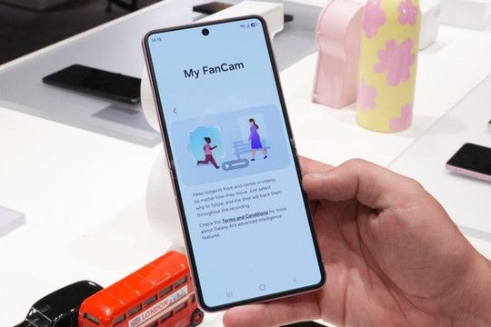 Công nghệ My FanCam trên Samsung Galaxy S26 FE: Hậu kỳ video tự động theo dấu chủ thể bằng AI