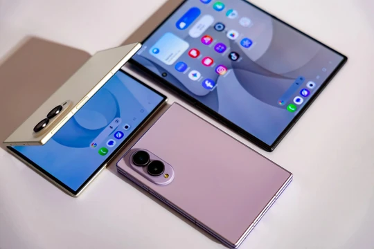 Galaxy Z Fold8 giảm sâu cả chục triệu đồng sau khi lên kệ: Thiết kế tỷ lệ mới hút khách