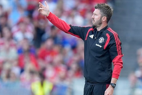 Man United khép lại tiền mùa giải: Dấu ấn Andrey Santos và những âu lo của Michael Carrick