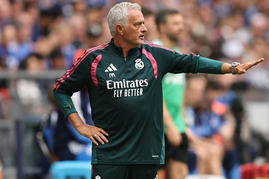Real Madrid du đấu hè cùng Jose Mourinho: Dấu ấn chiến thuật và bài toán cái tôi siêu sao