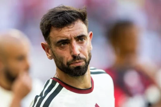 Manchester United xúc tiến đàm phán gia hạn hợp đồng giữ chân thủ lĩnh Bruno Fernandes