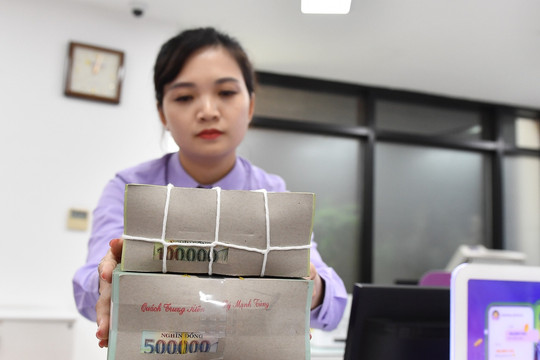 Lãi suất ngân hàng ngày 19/8/2026: Saigonbank chạm mốc 7,9%/năm, nhiều nhà băng vượt 7%