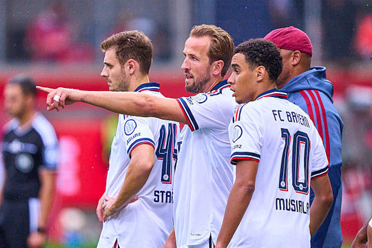 Al-Hilal chốt thỏa thuận chiêu mộ Ollie Watkins và đàm phán mua Harry Kane từ Bayern Munich