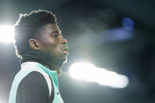 Manchester United tiến sát Carlos Baleba: Nước đi chiến lược của INEOS bổ sung cho tuyến giữa