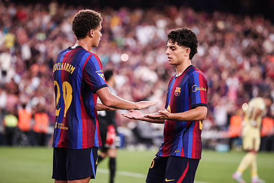 Barcelona đánh bại Al Ahly 2-1 để bảo vệ thành công cúp Joan Gamper tại Spotify Camp Nou