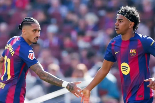 HLV Hansi Flick đối mặt bài toán số 9 và rào cản đăng ký Rodri tại Barcelona mùa giải mới