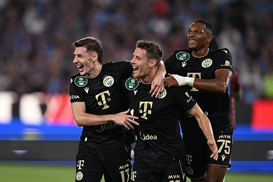 Ferencvaros gây bất ngờ lớn tại Thổ Nhĩ Kỳ khi đánh bại Trabzonspor 1-0 ở Europa League