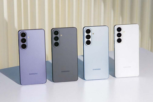 Rò rỉ hình ảnh Samsung Galaxy S26 FE với ốp lưng từ tính và màu sắc mới chuẩn bị ra mắt