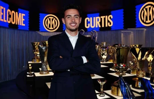 Inter Milan chiêu mộ thành công tiền vệ Curtis Jones từ câu lạc bộ Liverpool với kỳ vọng lớn