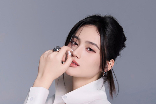 Hoa hậu Ý Nhi vắng mặt tại Miss World lần thứ 73 diễn ra ở Việt Nam vì lịch học tập tại Úc