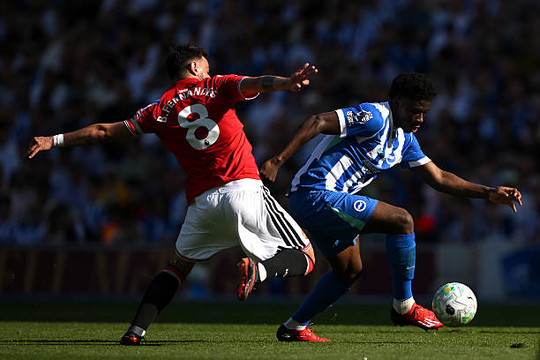 MU đạt thỏa thuận chiêu mộ Carlos Baleba, Liverpool mở đàm phán mua thần đồng Endrick
