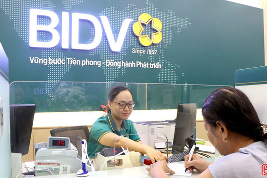 Lãi suất giảm, làm gì để doanh nghiệp dễ tiếp cận vốn?