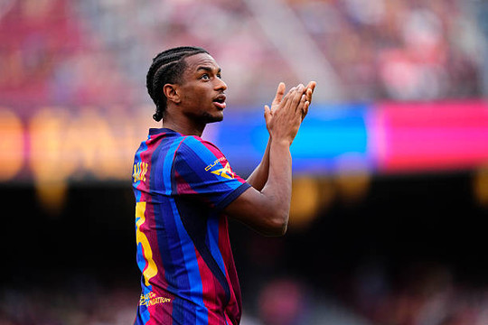 Alejandro Balde muốn rời Barca: Cơ hội vàng để Man United chiêu mộ hậu vệ 50 triệu euro
