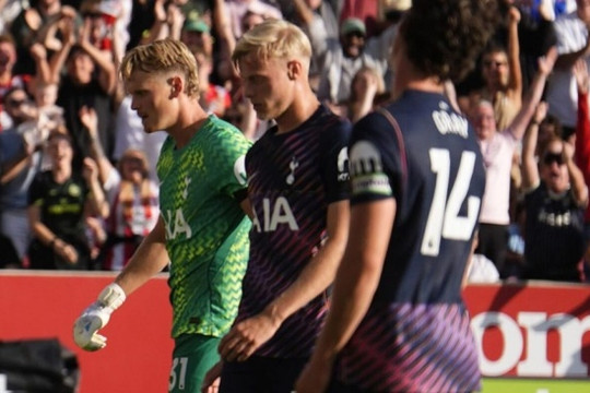 Brentford đè bẹp Tottenham với tỷ số 3-0 thuyết phục tại ngày ra quân Ngoại hạng Anh 2026/27
