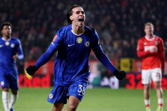 Sevilla đẩy mạnh đàm phán mượn tiền đạo Marc Guiu nhằm giải cứu sự nghiệp tại Chelsea hè 2026