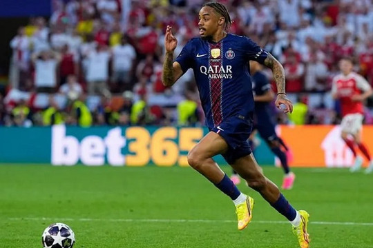 Arsenal nhảy vào tranh mua Bradley Barcola sau khi Liverpool bế tắc về mức phí 145 triệu bảng