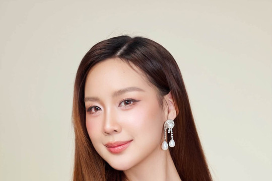 Hoa hậu Ý Nhi kêu gọi khán giả bình chọn khi Bảo Ngọc thất thế tại Miss World lần thứ 73