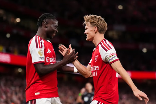 Arsenal chiếm ưu thế trước Man City và Liverpool nhờ chiến lược chuyển nhượng khôn ngoan