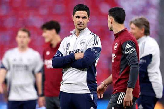 Dấu hỏi tương lai Gabriel Martinelli: Triết lý của Mikel Arteta kìm hãm ngôi sao Arsenal?