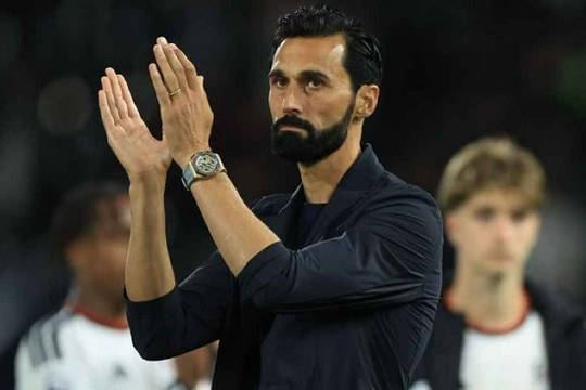 Fulham thua Chelsea 2-3, HLV Arbeloa vẫn tự hào với lối gây áp lực và tinh thần đội nhà