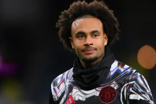 Tiền đạo Joshua Zirkzee chuẩn bị rời Man Utd: Juventus và Napoli mở đường trở lại Serie A